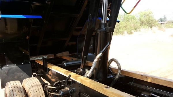 **580,000 บ.ต่อรองนิดหน่อย**ขาย6ล้อดั้มเกษตร ต่อใหม่ สวยๆ HINO KM310 วางเครื่อง อีสุ6BF1 185แรง (ใบคุม)เครื่องแน่นๆ วางหัวFC ช่วงล่างFหน้า-หลัง คัสซีสวยสาดสีใหม่ กระบะดั้มเหล็กเกษตร 4.20ม.สวยๆต่อใหม่ กระบอกดั้ม4ตัน หัวเก๋งสวยภายในสวยคอนโซลเต็ม พ.ธรรมดา ยา **580,000 บ.ต่อรองนิดหน่อย**ขาย6ล้อดั้มเกษตร ต่อใหม่ สวยๆ HINO KM310 วางเครื่อง อีสุ6BF1 185แรง (ใบคุม)เครื่องแน่นๆ วางหัวFC ช่วงล่างFหน้า-หลัง คัสซีสวยสาดสีใหม่ กระบะดั้มเหล็กเกษตร 4.20ม.สวยๆต่อใหม่ กระบอกดั้ม4ตัน หัวเก๋งสวยภายในสวยคอนโซลเต็ม พ.ธรรมดา ยา