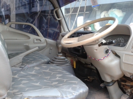 หกล้อดั้มอีโน่ 88 เครื่อง 130 แรงม้า รั่วสูง พร้อมใช้งาน หกล้อดั้มอีโน่ 88 เครื่อง 130 แรงม้า รั่วสูง พร้อมใช้งาน