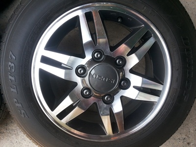 ขายล้อแม็กISUZU D-max HI -lander ขอบ 16 พร้อมยาง ขายล้อแม็กISUZU D-max HI -lander ขอบ 16 พร้อมยาง