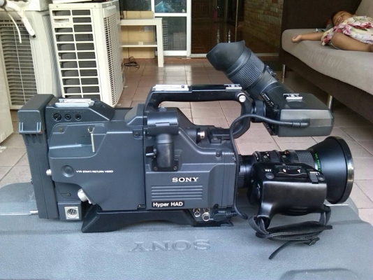 **** ขายกล้อง SONY Model dxc327ap ****