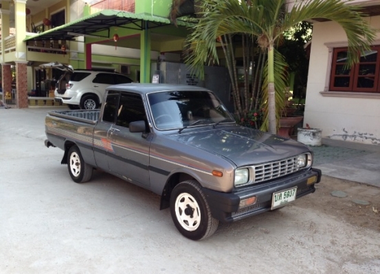 ขายกระบะมาสด้าแฟมมิลี่ สนใจต่อรองได้