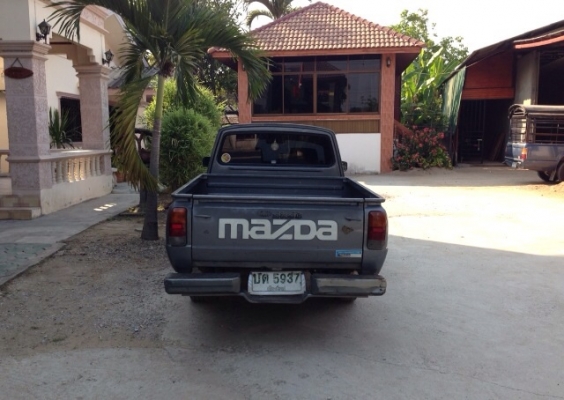 ขายกระบะมาสด้าแฟมมิลี่ สนใจต่อรองได้