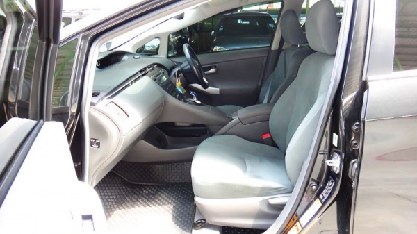 PRIUS - Hybrid 1.8 AT ปี2011 สีดำ PRIUS - Hybrid 1.8 AT ปี2011 สีดำ