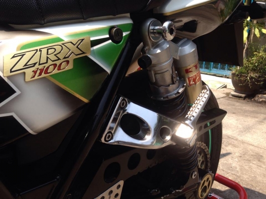 ต้ำพระราม2ขายKAWAZAKI ZRX1100 ปี2000อินวอย สรรพสามิตร สภาพแต่งเทพๆระบบไฟใช้ได้ครบ ต้ำพระราม2ขายKAWAZAKI ZRX1100 ปี2000อินวอย สรรพสามิตร สภาพแต่งเทพๆระบบไฟใช้ได้ครบ
