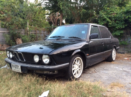 ขายถูกๆBMW E28 กันชนเล็ก