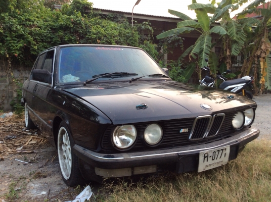 ขายถูกๆBMW E28 กันชนเล็ก