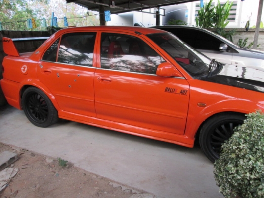 ขายecarแต่งเต็มทั้งคันเครื่อง1800 ติดแก็สแล้ว