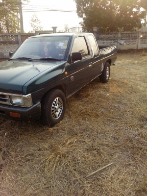 นิสสันบิ๊กเอ็ม ปี 38