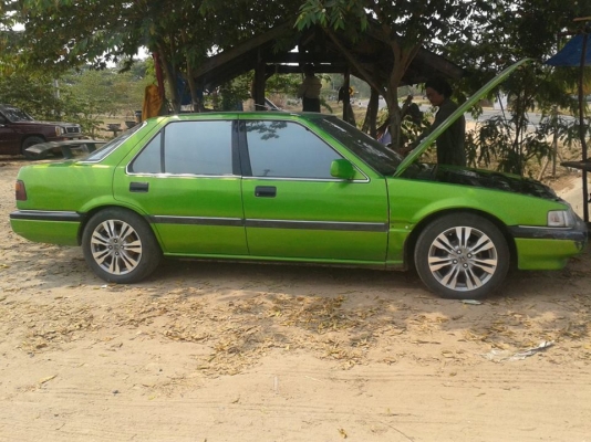 รถเก๋งสวยฮอนด้าแอคคอดเครื่อง2000