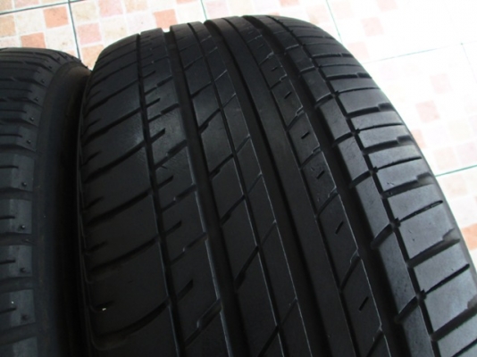 ขายยาง BRIDGESTONE ER370 205-55-17 ปี1312 สวยๆ (1ชุด)