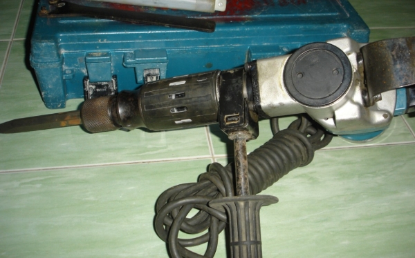 ขายสกัดไฟฟ้า Makita HM0810 พร้อมใช้งานครับสภาพ90\%