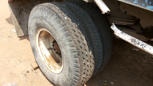 ***ขายแล้วครับขอบคุณ Truck2hand ขาย6ล้อบรรทุก ISUZU ELF หัวแป วางเครื่อง 4BE2 110ฝาดำ (ลงเล่ม)เกียร์สั้นสาย เกียร็อค เครื่องแห้งแน่นๆไม่มีเยิ้ม ช่วงล่างFหน้า-หลัง คัสซีดี กระบะพื้นไม้คอกเหล็กสภาพโอเค พื้นดี คอกพอใช้ หัวเก๋งเดิม สีมีแตกมีลอก ภายในคอนโซลดี