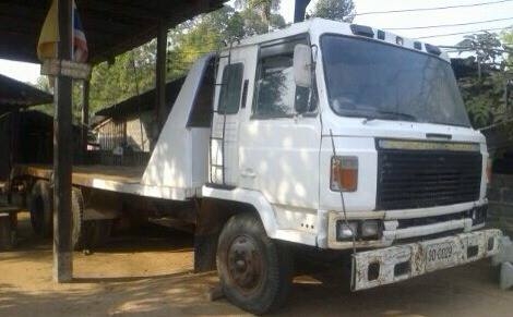 **380,000 บ.ต่อรอง**ขาย10ล้อ2เพลาท้ายลาด ขึ้นแบคโฮ 200 NISSANเรียว เครื่องPE6 230HP ช่วงล่าง2เพลาZM หางสภาพดีไม่ผุ พ.พาวเวอร์ เบรคทริฟฟี่ วางหัวใหม่(ไม่ลงเล่ม) ทะเบียนรถบรรทุก ยางดี6เส้น พอใช้4เส้น ขายตามสภาพ เอกสารครบ ราคาต่อรองได้เด้อ พี่น้องครับ