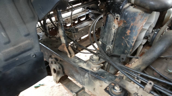 **600,000 บ.ต่อรอง**ขาย6ล้อดั้ม HINO FC2WEKA 120 ห้างแท้ ปี36 เครื่องเดิมเกียร์เดิม WO4D 120 แรง แห้งๆ แน่นๆ ช่วงล่างใหญ่ คัสซีใหญ่ สวยเดิมๆโรงงาน ไม่มีปะไมีมีดาม ไม่มีบวม กระบะดั้มเหล็กบิ้วใหม่ กว้าง2.20ม. ยาว 4.15ม. พื้นสวย กระบอกดั้ม6ตัน ยิวหน้า หัวเก๋