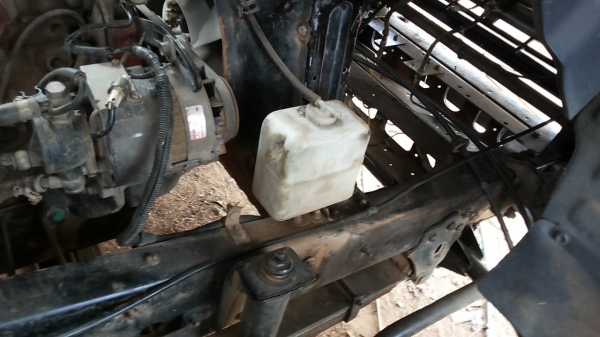 **600,000 บ.ต่อรอง**ขาย6ล้อดั้ม HINO FC2WEKA 120 ห้างแท้ ปี36 เครื่องเดิมเกียร์เดิม WO4D 120 แรง แห้งๆ แน่นๆ ช่วงล่างใหญ่ คัสซีใหญ่ สวยเดิมๆโรงงาน ไม่มีปะไมีมีดาม ไม่มีบวม กระบะดั้มเหล็กบิ้วใหม่ กว้าง2.20ม. ยาว 4.15ม. พื้นสวย กระบอกดั้ม6ตัน ยิวหน้า หัวเก๋