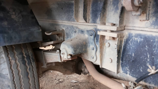 **600,000 บ.ต่อรอง**ขาย6ล้อดั้ม HINO FC2WEKA 120 ห้างแท้ ปี36 เครื่องเดิมเกียร์เดิม WO4D 120 แรง แห้งๆ แน่นๆ ช่วงล่างใหญ่ คัสซีใหญ่ สวยเดิมๆโรงงาน ไม่มีปะไมีมีดาม ไม่มีบวม กระบะดั้มเหล็กบิ้วใหม่ กว้าง2.20ม. ยาว 4.15ม. พื้นสวย กระบอกดั้ม6ตัน ยิวหน้า หัวเก๋