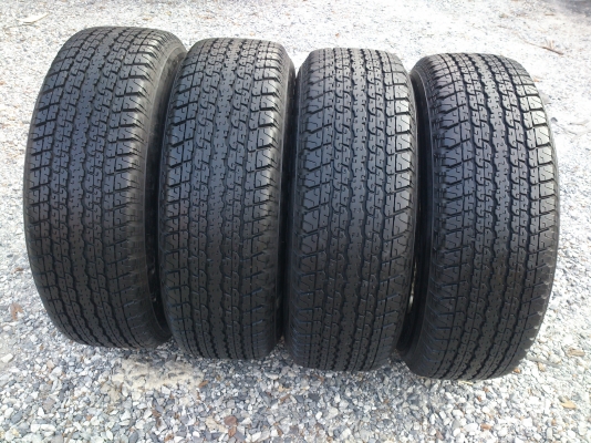 ขายแม็ก ALL NEW ISUZU พร้อมยางบริสโตน 255/65R17 ยางสัปดาห์ที่16 ปี12 ดอกยางสวยนิ่มลึกเท่ากันไม่ร้าวไม่แตกลายสภาพยาง 95\% จำนวน 1 ชุด