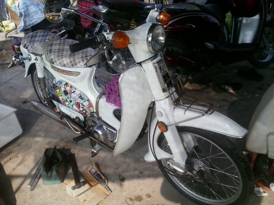 ขาย c70 ทะเบียนโอน รถสวยพร้อมใช้ครับ 14500