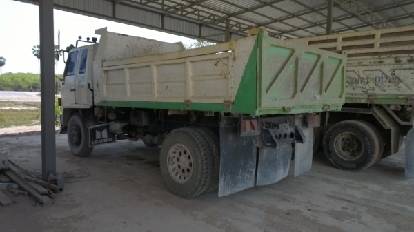 6ล้อดั้ม165แรงISUZU FTR11F รถห้างแท้ เครื่องเดิมแห้ง คัสซีสวย..ดั้มยิงหน้า