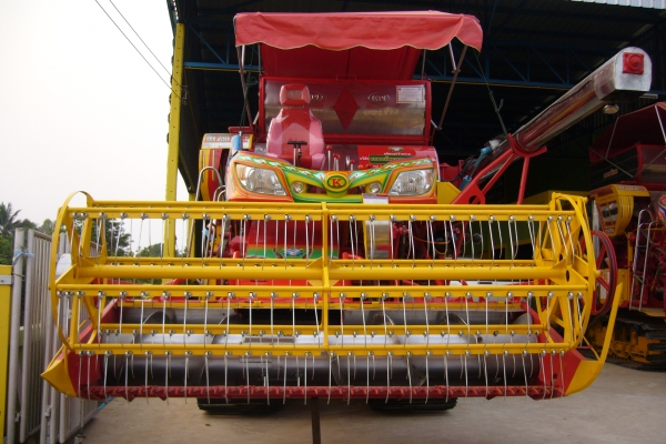 รถเกี่ยวข้าว ปี 52