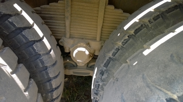 10ล้อหางปลาFVZ12MY 2เพลาทุกแมคโฮติดเครน3ตัน...เครื่อง210แรง รถสวยดี..