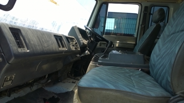 10ล้อหางปลาFVZ12MY 2เพลาทุกแมคโฮติดเครน3ตัน...เครื่อง210แรง รถสวยดี..