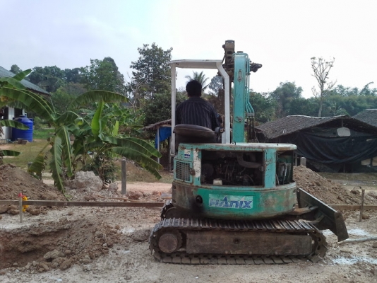 ขายแม็คโฮเล็ก