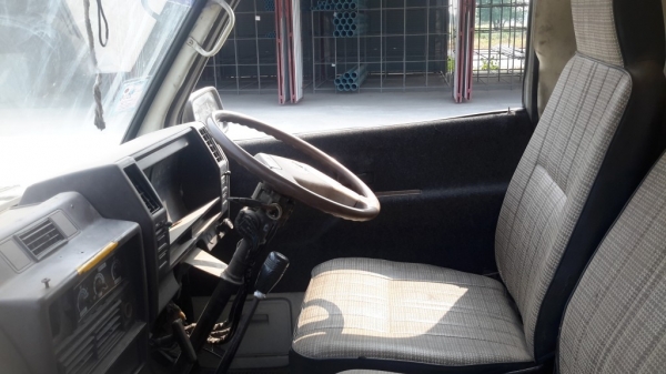 ขายอีซุซุ 4 ล้อเล็กทะเบียนไม่ติดเวลาสถาพเยี่ยม