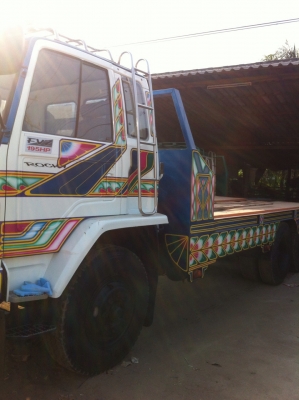 ISUZU เครื่อง 195 สองเพลา บรรทุกแม็คโคร 200 รถพร้อมใช้ ราคาต่อรองได้