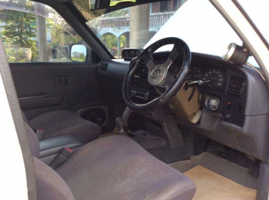 ขายรถแรง TOYOTA SURF LN56 3000 cc เทอร์โบ 4x4