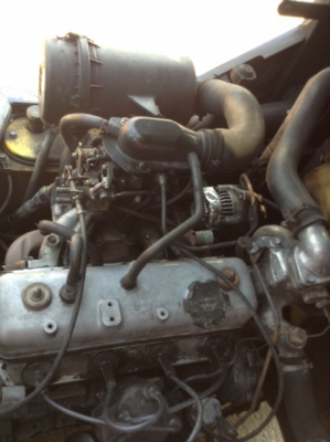 +++ขายรถโฟล์คลิฟท์  KOMATSU  FG15-16  เครื่องยนต์เบนซิน  เกียร์ธรรมดา  เสาสูง  4,000  มม.  งา 1,070  มม.  ยางตัน 4 ล้อ  *** รถสภาพดี  พร้อมใช้งาน  ราคา  รายละเอียดคุยได้ครับ ***