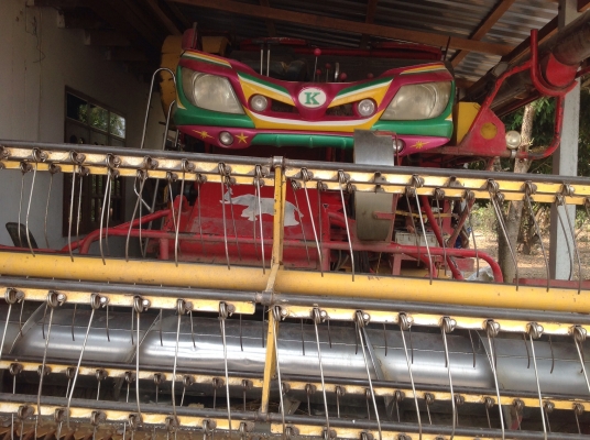 ขายรถเกี่ยว เจ้าช้างไวไฟ