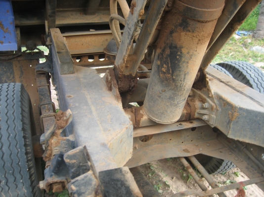 ISUZU NPR  130 แรง    725,000 บาท