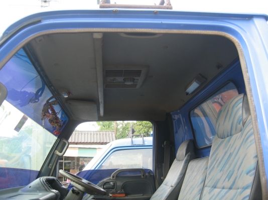 ISUZU NPR  130 แรง    725,000 บาท