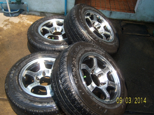 แม็คพร้อมยาง 205 70 15 สภาพดี