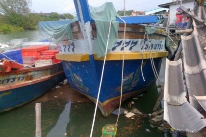 ขายเรือต่อใหม่ไม่มีทุนต่อคับ
