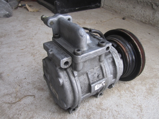 ขายคอมแอร์รถยนต์มือสอง พร้อมสาย