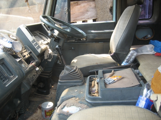 ISUZU   ROCKY    175  แรง   ติดเครน 855,000 บาท