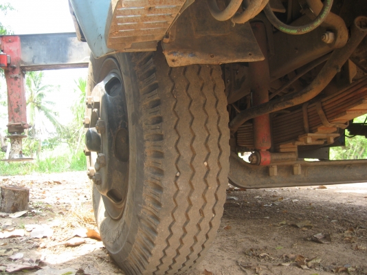 ISUZU   ROCKY    175  แรง   ติดเครน 855,000 บาท