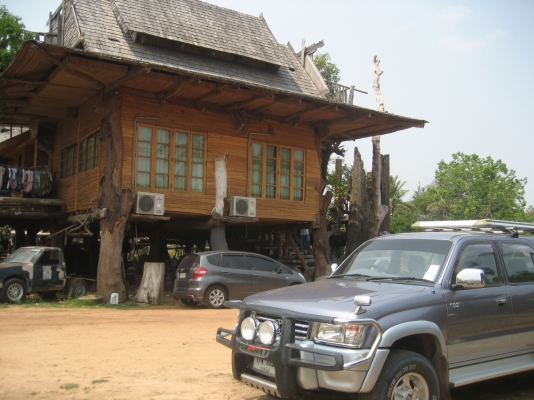ISUZU   ROCKY    175  แรง   ติดเครน 855,000 บาท