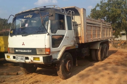 MITSU MA กะบอกดั้มพร้อมกะบะ KC ยกลงจาก MA พร้อมคัชีเทียม แยกขายครับ 108000 ตัวรถก็ขายครับ หัวคัชีเล่มพร้อมโอน