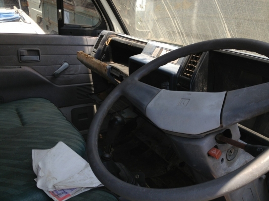 NKR 88 แรง 4ล้อ บรรทุก รถห้างแท้สีเดิม เดิมทั้งคัน รถยอดนิยม ปี2537 NKR 88 แรง 4ล้อ บรรทุก รถห้างแท้สีเดิม เดิมทั้งคัน รถยอดนิยม ปี2537