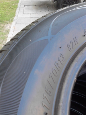 175/70R13 MICHELIN XM1  มี 2 เส้น  TEL.081-427-3941