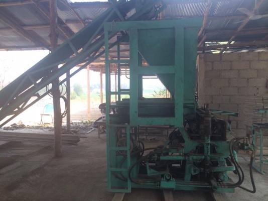 เครื่องอัดบล๊อกไฮดรอลิก เครื่องศิลาทิพย์พิจิตร ใช้งานปีเดียว โม่ใหญ่ ๑.๕ เมตร ทุบราคาพิเศษเหลือเพียง 185,000 บาท.