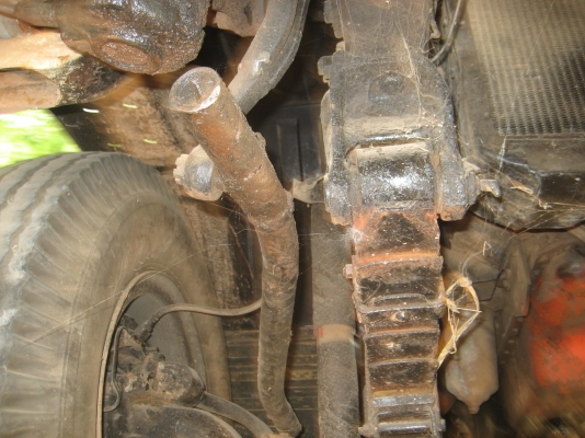 KT  925   เครื่อง  HO 7 C  195 แรง    695,000บาท