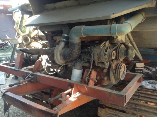 รถเกี่ยวข้าววรพจน์ เครื่องjo8c ปั้มไดกิ้น22 ตัวเดิน 200