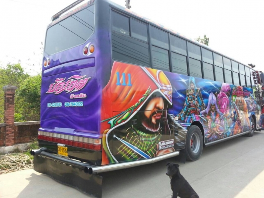 ขายรถบัสพัดลมตัวถังเชิดชัย ทรงวอลโว่(สภาพเดิมๆ) คัชซีเบนซ์ เครื่องนิสัน 330 HP. อินเตอร์เทอร์โบ คานหน้าหลังนิสัน ก้นโครงหน้าหลังใหญ่เบนซ์  8 สูบ