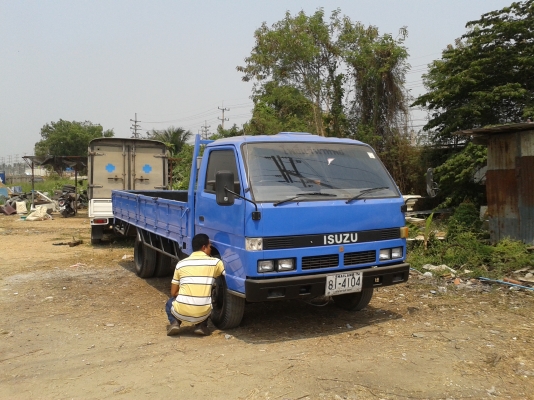 ขายยNPRจดประกอบ2คัน