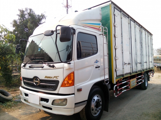 6 ล้อใหญ่ *ตู้ 10บาน* HINO  ( Euro.2 ) MEGA FG1J 212 แรงม้า *ยาว 7.20ม.* รถสวยเดิม *รถห้างแท้*