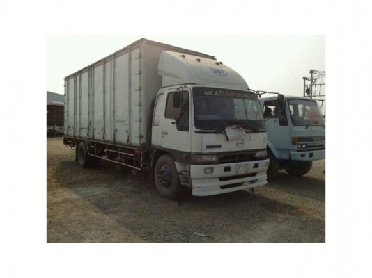 ขาย6ล้อตู้แห้ง10บาน เครื่อง210แรง สภาพพร้อมใช้ เอกสารพร้อมโอน